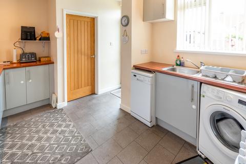 4 bedroom terraced house for sale, Scrooby Road, Doncaster, South Yorkshire