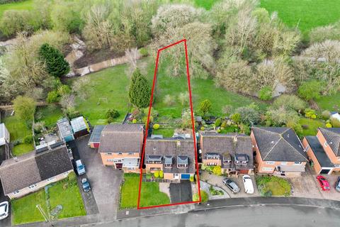 105 Columbia Drive, Lower Wick, Worcester, WR2 4XX