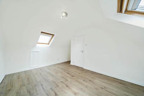 2 bedroom flat for sale, Brightwell Crescent, Tooting