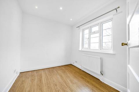 2 bedroom flat to rent, Poynders Court, Clapham, London, SW4