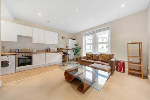 1 bedroom flat to rent, Balham High Road, Balham, London, SW12