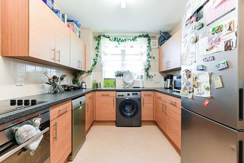 1 bedroom flat to rent, Oaklands Estate, Clapham, London, SW4