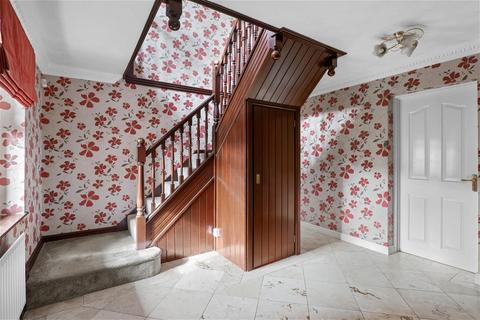 Grove End Bath Road, Broomhall, Worcester, WR5 3HS