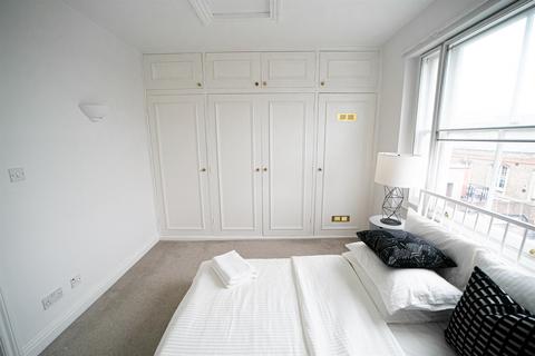 2 bedroom flat to rent, London W1U