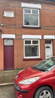 2 bedroom terraced house to rent, Tudor Road, Leicester LE3