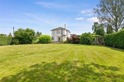 The Hedges Barneshall Avenue, Worcester, WR5 3EU