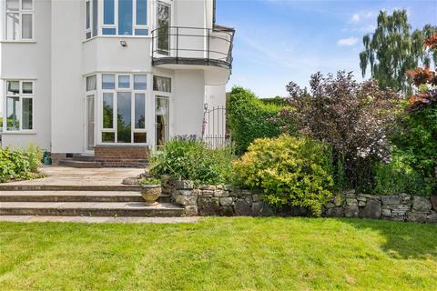 The Hedges Barneshall Avenue, Worcester, WR5 3EU