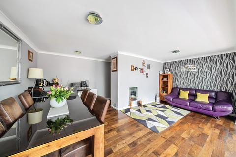 8 Turks Close, Uxbridge, UB8 3JH