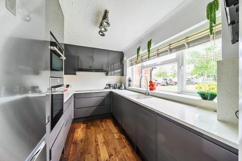 8 Turks Close, Uxbridge, UB8 3JH