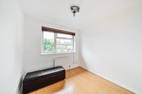 8 Turks Close, Uxbridge, UB8 3JH