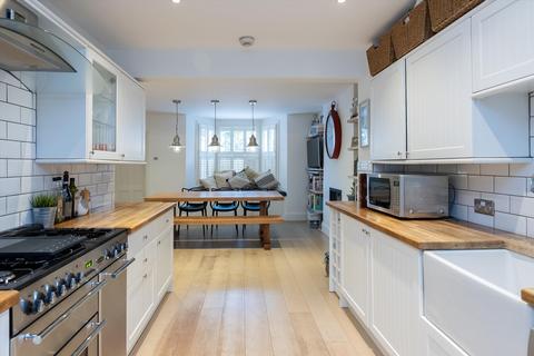 3 bedroom terraced house for sale, Henslowe Road, East Dulwich, London, SE22