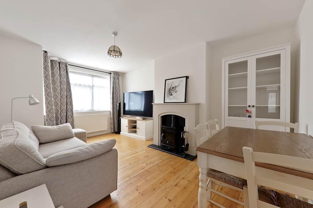 Meadowview Road, Sydenham, London, SE6 2 bed ground floor