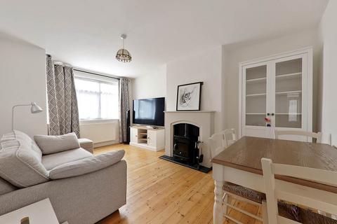 2 bedroom ground floor maisonette to rent, Meadowview Road, Sydenham, London, SE6