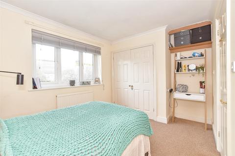 2 bedroom terraced house for sale, Storrington Close, Chichester, West Sussex