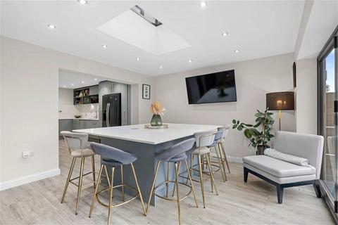 152 Battenhall Road, Worcester, WR5 2BT
