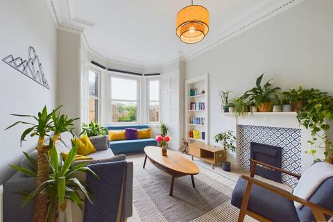 1 bedroom flat to rent, Harrison Gardens, Shandon, Edinburgh, EH11