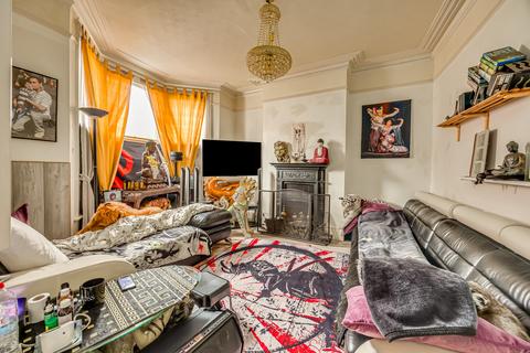 3 bedroom house for sale, St. Saviours Road, Croydon, CR0