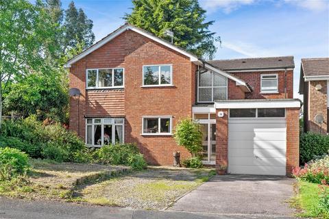 5 bedroom detached house for sale, Berrill Close, Droitwich