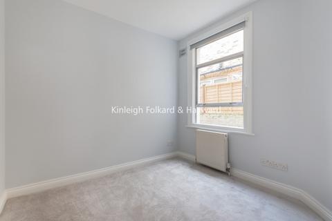 2 bedroom flat to rent, Charlmont Road Tooting SW17