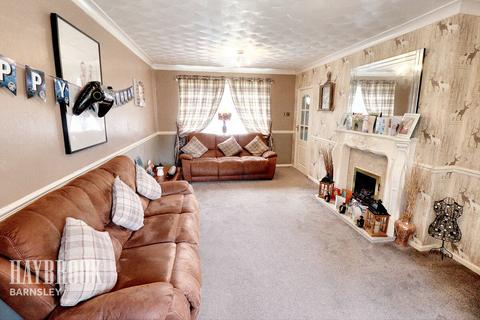 3 bedroom semi-detached house for sale, Watnall Road, Athersley