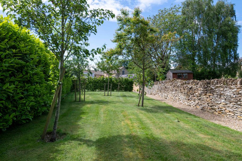 Orchard Garden, The Long Barn, Whitwell