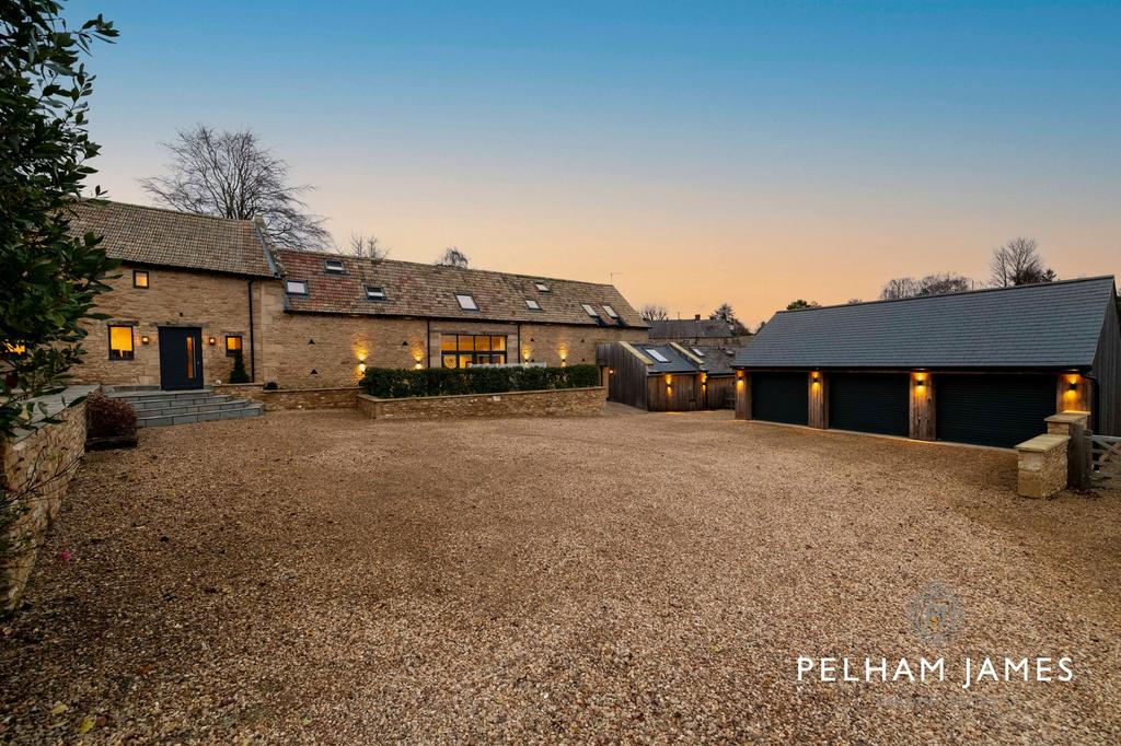 Home and Garage, The Long Barn, Whitwell