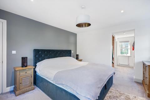 39 Foley Road, Claygate, Esher, KT10 0LU