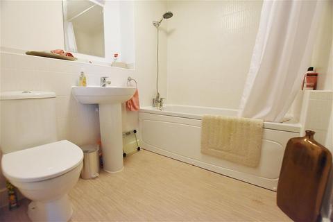 37, Pollard Court Basin Road, Worcester, WR5 3GB