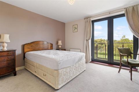 Apartment 20, Aston Court Basin Road, Worcester, WR5 3FR