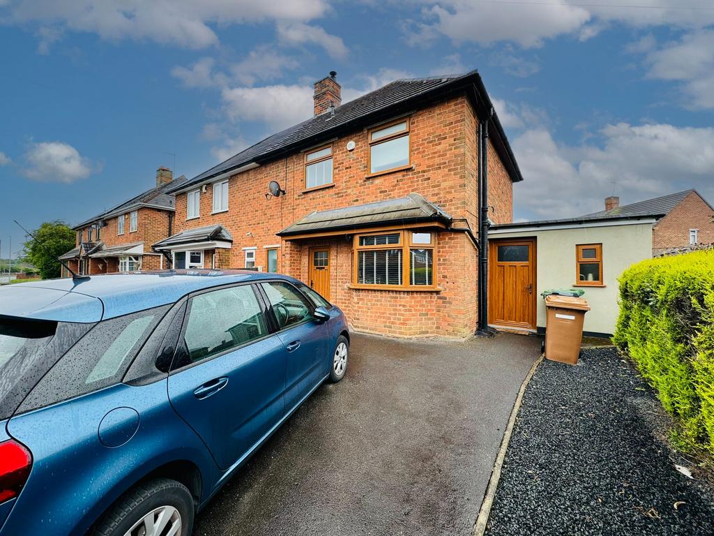 Fletcher Road, Willenhall 2 bed semidetached house for sale £180,000