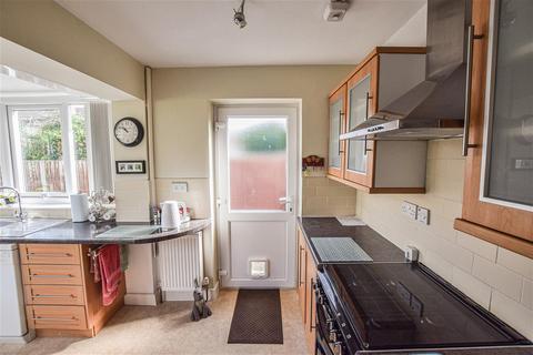 15 Montreal Close, Lower Wick, Worcester, WR2 4DZ