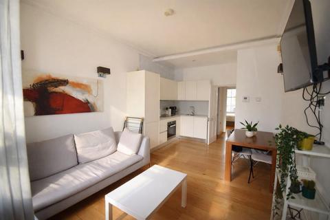 2 bedroom apartment to rent, London W2