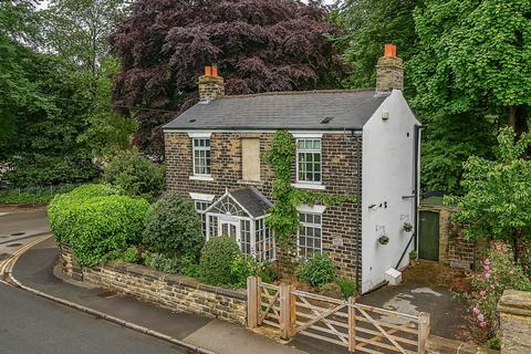 3 bedroom detached house for sale, Rutland Cottage, Potternewton Lane, Leeds LS7