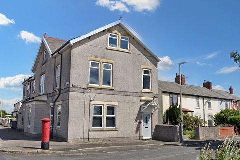 3 bedroom maisonette to rent, Carr Road, Thornton-Cleveleys FY5