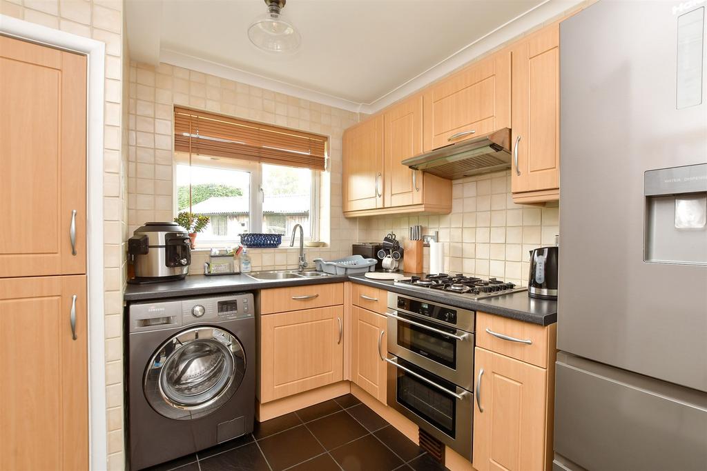 Kitchen/Dining Area