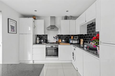 Apartment 3, 4 Cavalier Crescent, Worcester, WR5 3FX