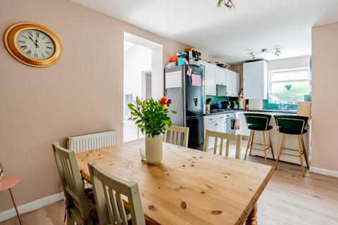 2 bedroom flat for sale, Knowle, Bristol BS4