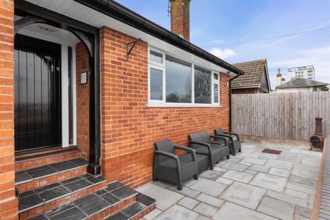 16 Bromwich Lane, Worcester, WR2 4BH