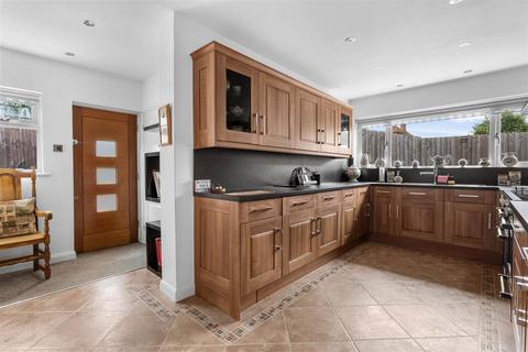 undefined, 16 Bromwich Lane, St. John's, Worcester.  WR2 4BH