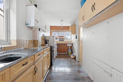 3 bedroom semi-detached house for sale, Timberdine Avenue, Worcester