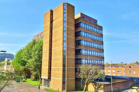 1 bedroom flat for sale, Strand Parade, Goring-by-Sea, Worthing, BN12