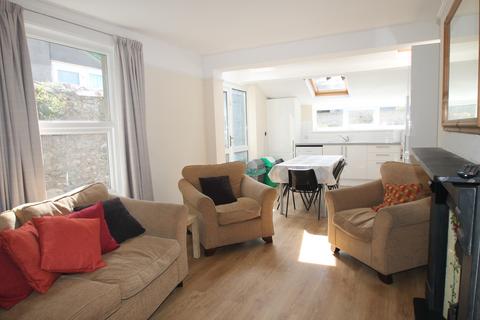 6 bedroom terraced house to rent, Salcombe Road, Plymouth PL4