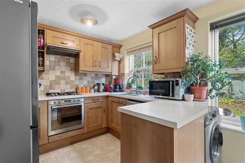 3 Amroth Gardens, Berkeley Beverborne, Worcester, WR4 0EP