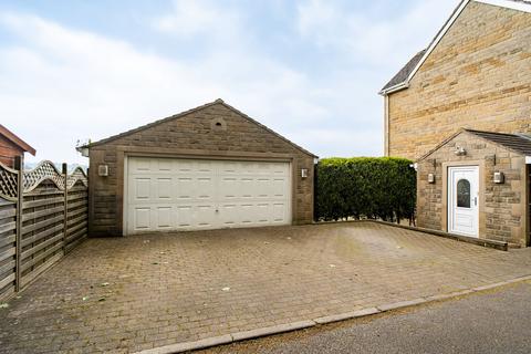 6 bedroom detached house for sale, Long Croft View, Batley, WF17