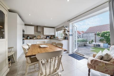 2 bedroom detached bungalow for sale, Old Farm Close, Bracklesham Bay, PO20