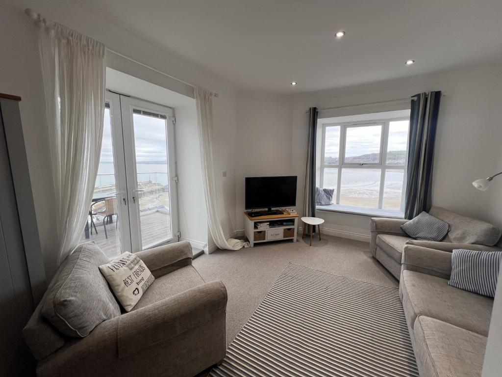 Lounge Area