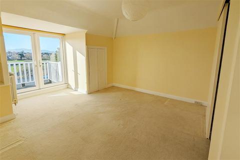 120 Battenhall Road, Worcester, WR5 2BT