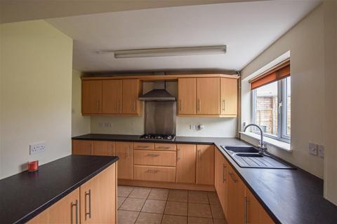 6 Chapel Road, Kempsey, Worcester, WR5 3JT