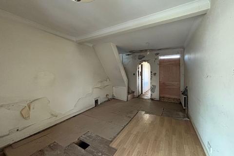 72 Upper Sutton Lane, Hounslow, TW5 0PT
