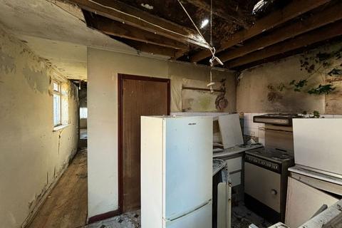 72 Upper Sutton Lane, Hounslow, TW5 0PT